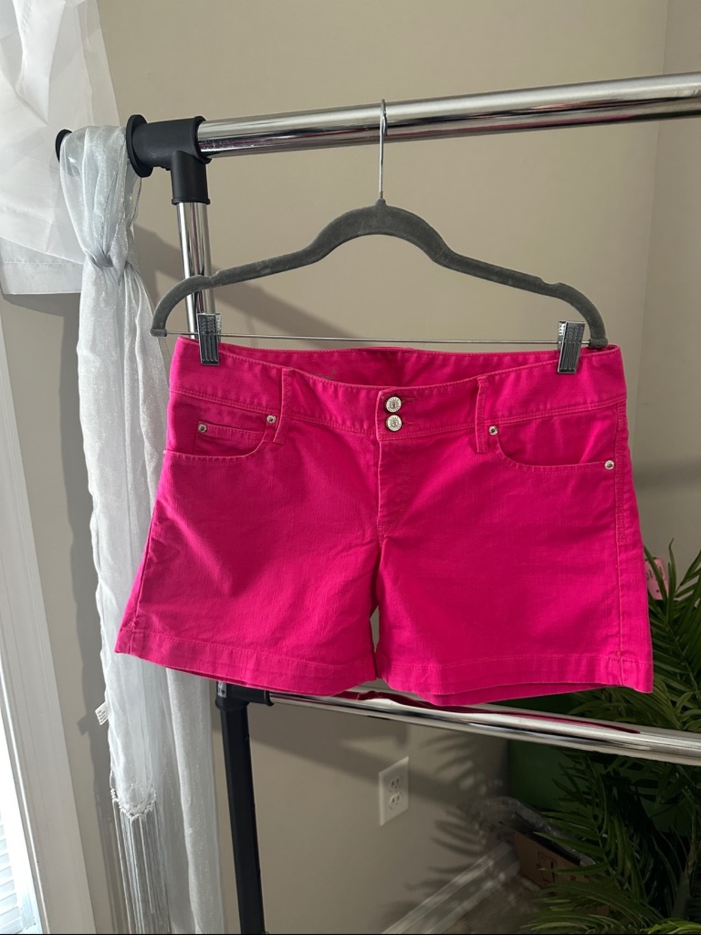 Lilly Pulitzer Bright Pink Jean Shorts - Picture 1 of 6